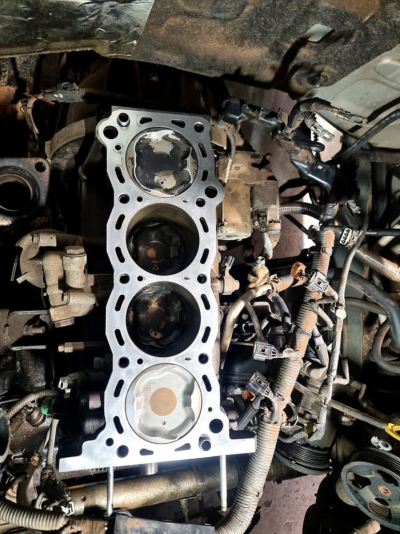 Cylinder bore inspection during an engine rebuild